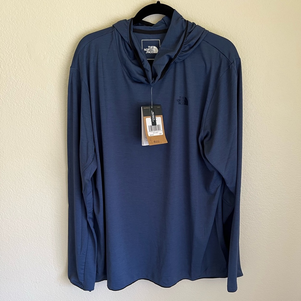 NWT THE NORTH FACE Hoodie